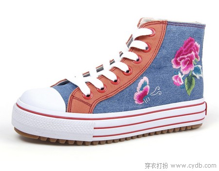 穿上帆布鞋 一起做快乐暴走族