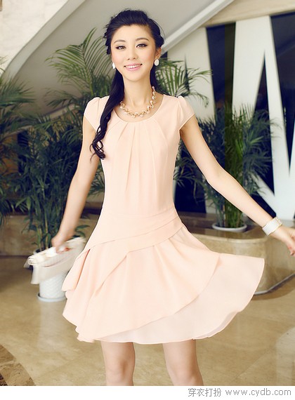 粉雕玉琢小美人儿