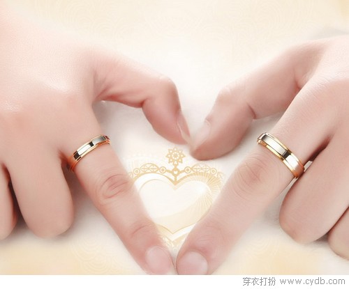 指间上的俏颜如花