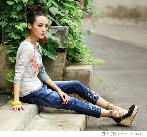 春夏时髦花裤子look