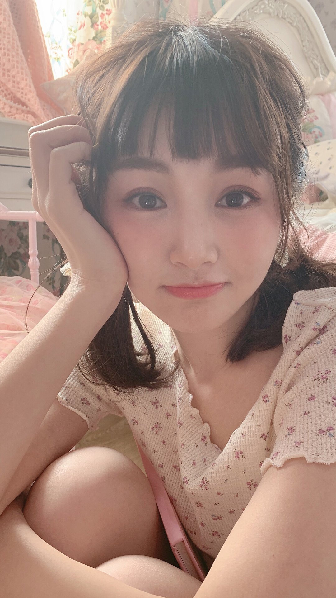 萝莉美女性感写真手机壁纸