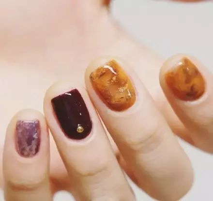 琥珀美甲图片大全