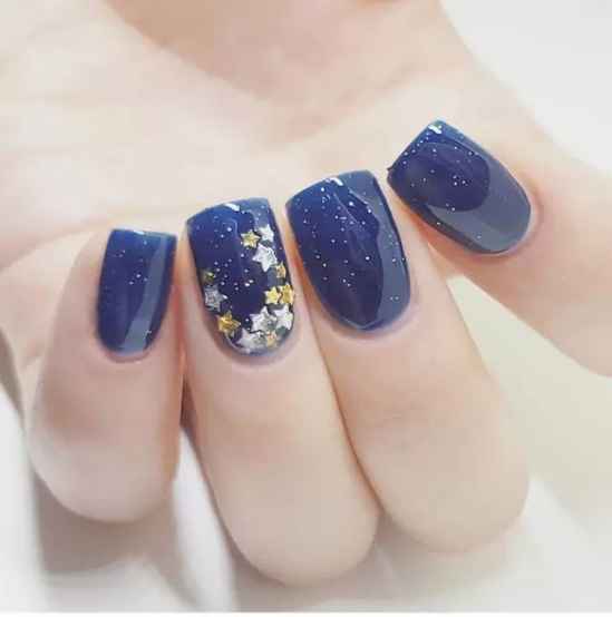 冬季显手白美甲图片 这三款美甲颜色你值得拥有