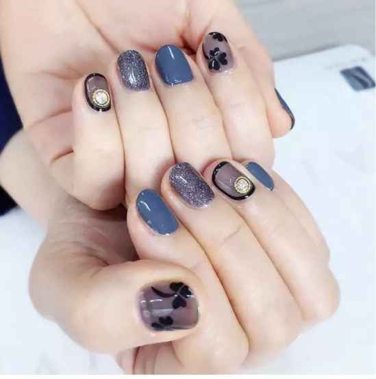冬季显手白美甲图片 这三款美甲颜色你值得拥有