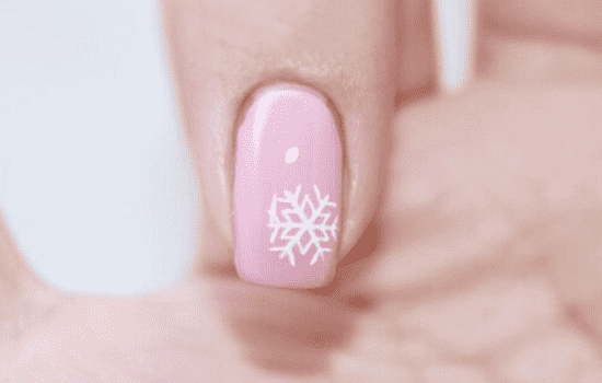 温暖雪花美甲教程 温暖雪花美甲怎么做