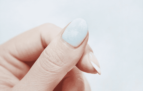 粉嫩干花美甲教程 粉嫩干花美甲怎么做