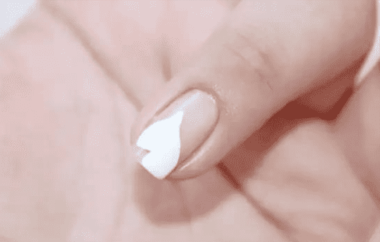 手绘天马美甲教程 手绘天马美甲怎么做