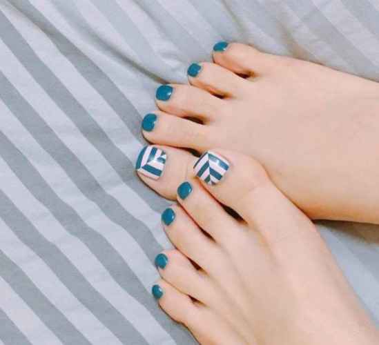 脚趾甲美甲 脚涂什么指甲油好看