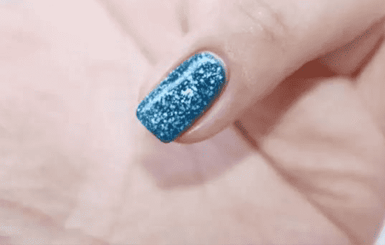 亮片马眼美甲教程 亮片马眼美甲怎么做