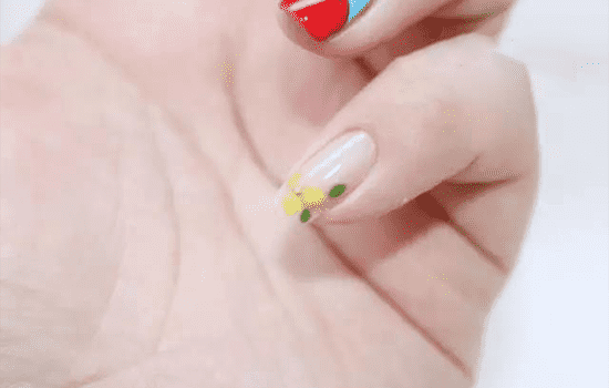 手绘苹果美甲教程 手绘苹果美甲怎么做