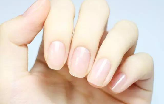 黄色五瓣花美甲教程 黄色五瓣花美甲怎么做