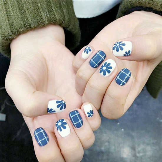 2024美甲图片白色 白色美甲图片2024款式