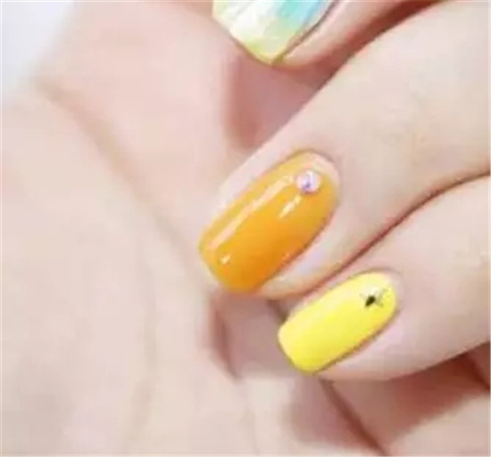贝壳美甲怎么做 贝壳美甲的做法
