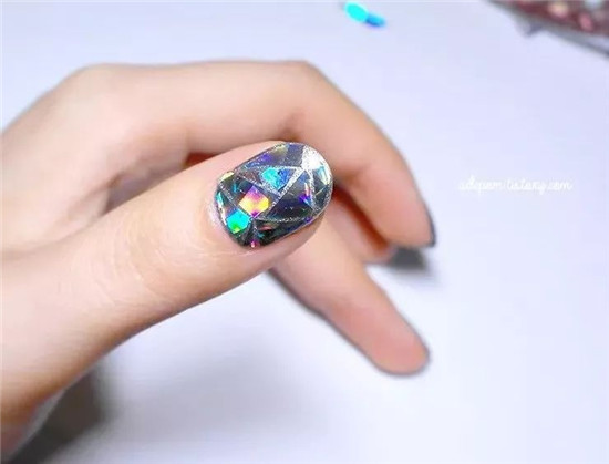 星空贴纸美甲教程 星空贴纸美甲怎么做