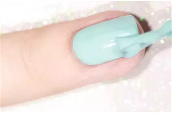斑点美甲教程 斑点美甲怎么做