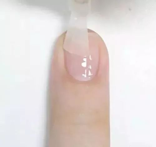 带钻美甲图片