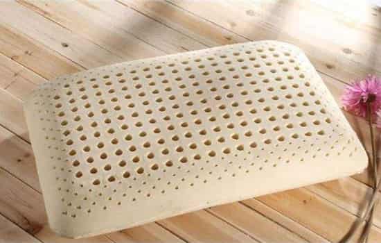 乳胶枕变硬怎么办 乳胶枕为什么有软有硬