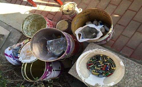 有害垃圾应投入什么颜色的垃圾分类桶 有害垃圾桶是什么颜色