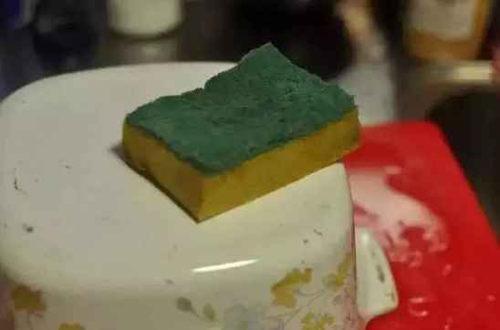如何去除锅外的污垢 教你几招清洗干净锅底
