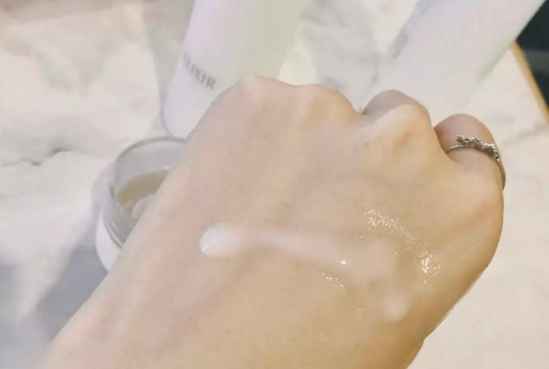 混合性皮肤用什么套装 混合性皮肤用什么水乳