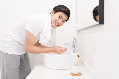 男士用的洗面奶 男生洗面奶哪个牌子好