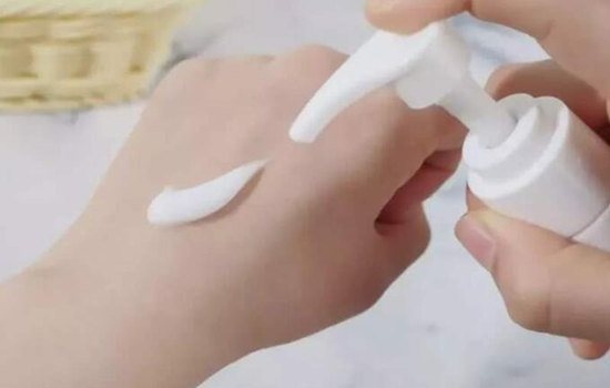 身体乳什么部位不能用 身体乳哪些部位不能擦