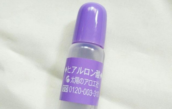 鼻子卡粉解决小技巧 化妆鼻子卡粉怎么办