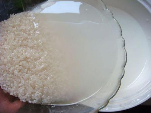 淘米水洗头发的正确方法 用淘米水洗头发的正确方法