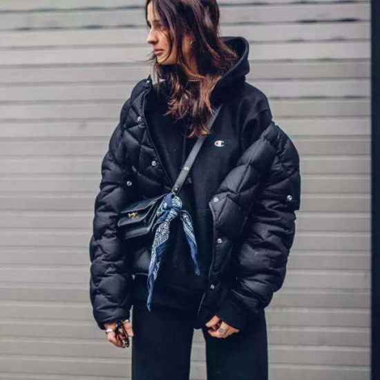 羽绒服充绒量多少暖与 羽绒服充绒量标准多少