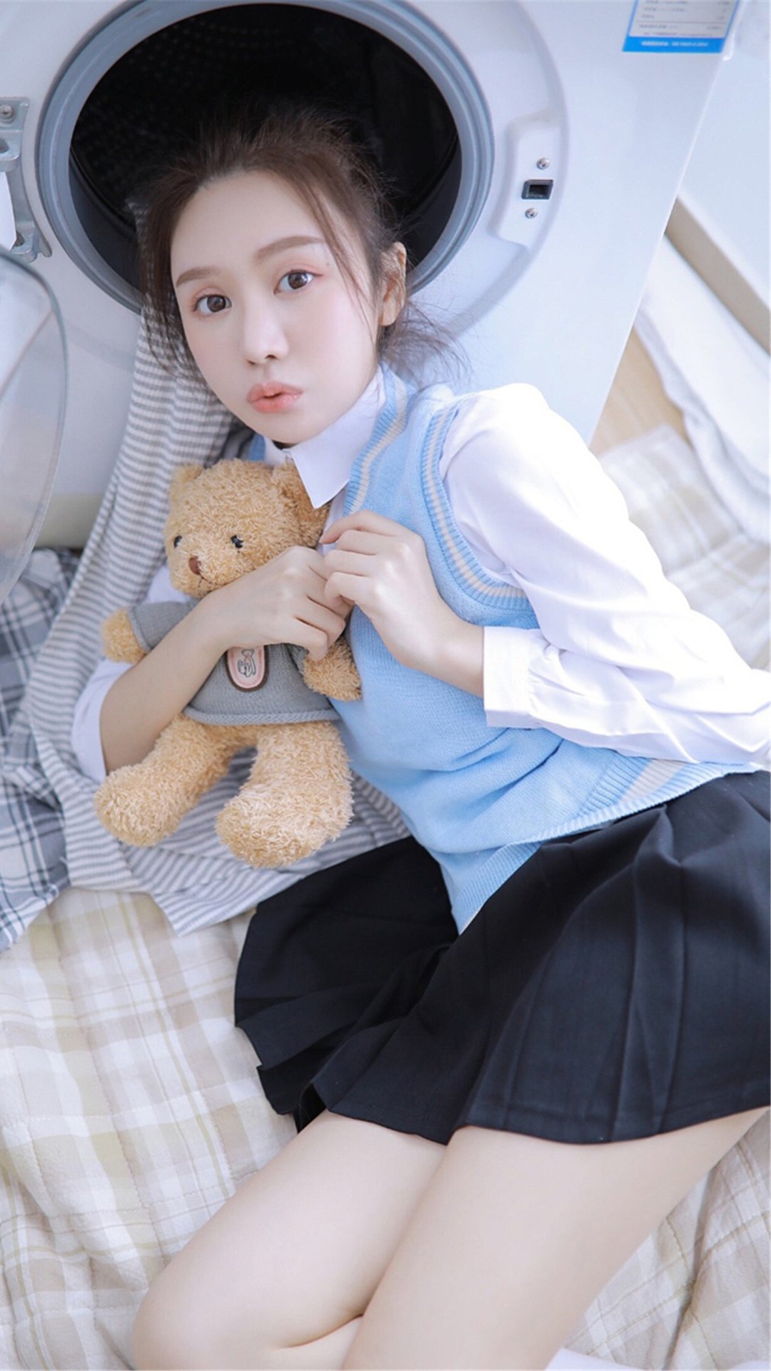 白嫩美女图片写真高清手机壁纸