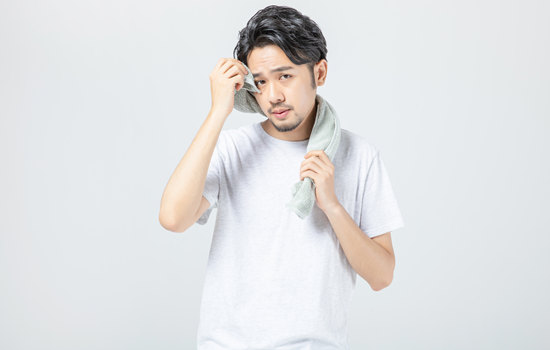 热水洗脸为什么会有皱纹