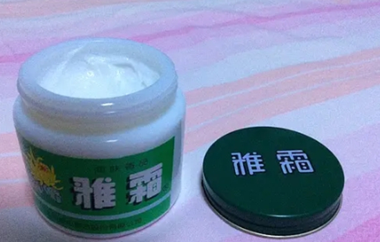 雅霜用完要不要洗 雅霜用了以后要洗脸吗