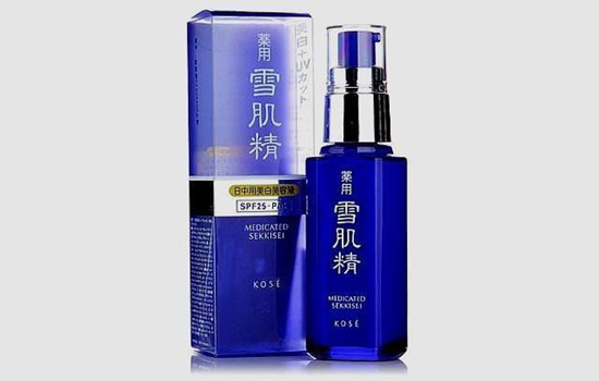 口碑最好十大美白精华液 十大美白化妆品排行榜